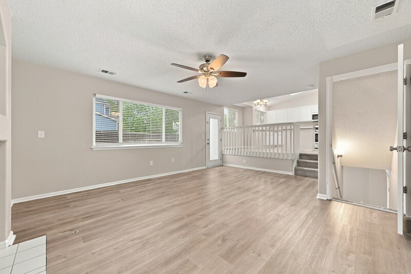 2,985/Mo, 5205 S Jericho Way Centennial, CO 80015 Family Room View 2