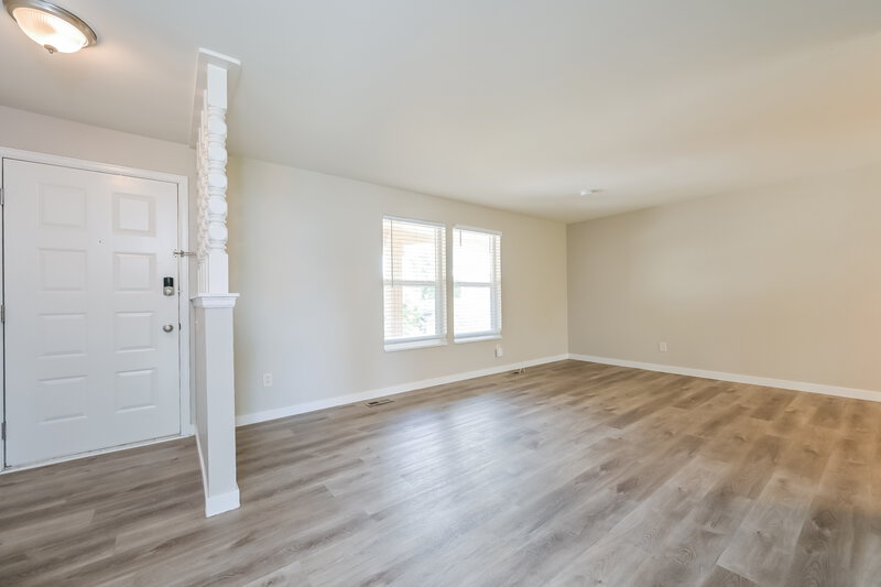 2,905/Mo, 1594 S Dawson St Aurora, CO 80012 Living Room View