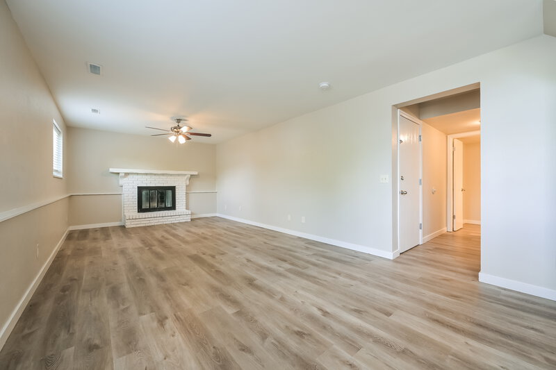 2,905/Mo, 1594 S Dawson St Aurora, CO 80012 Family Room View