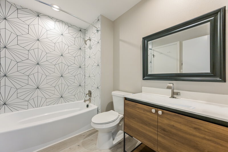 3,175/Mo, 981 Conifer Ct Highlands Ranch, CO 80126 Main Bathroom View