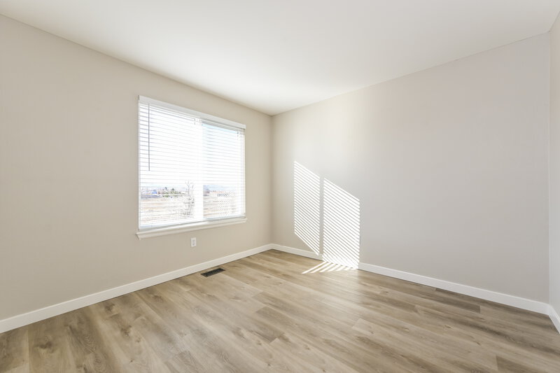 3,175/Mo, 981 Conifer Ct Highlands Ranch, CO 80126 Bedroom View 2