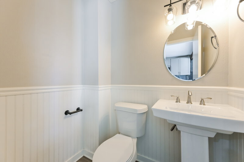 3,175/Mo, 981 Conifer Ct Highlands Ranch, CO 80126 Bathroom View 2