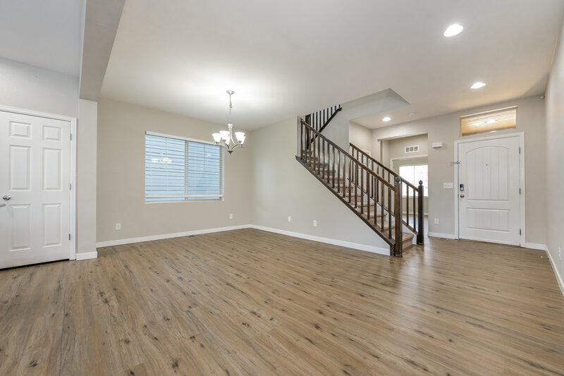 2,980/Mo, 14937 Melco Ave Parker, CO 80134 Dining Room View