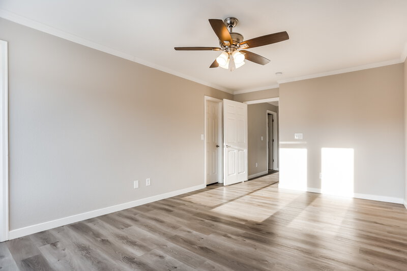 3,465/Mo, 9909 Melbourne Pl Highlands Ranch, CO 80130 Main Bedroom View 3