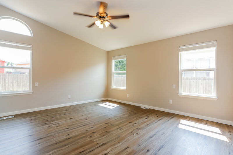 2,960/Mo, 4938 Dillon St Denver, CO 80239 Main Bedroom View