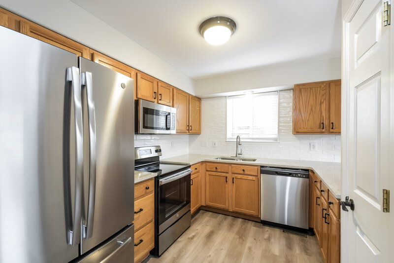 3,100/Mo, 10435 W 82nd Pl Arvada, CO 80005 Misc View 6