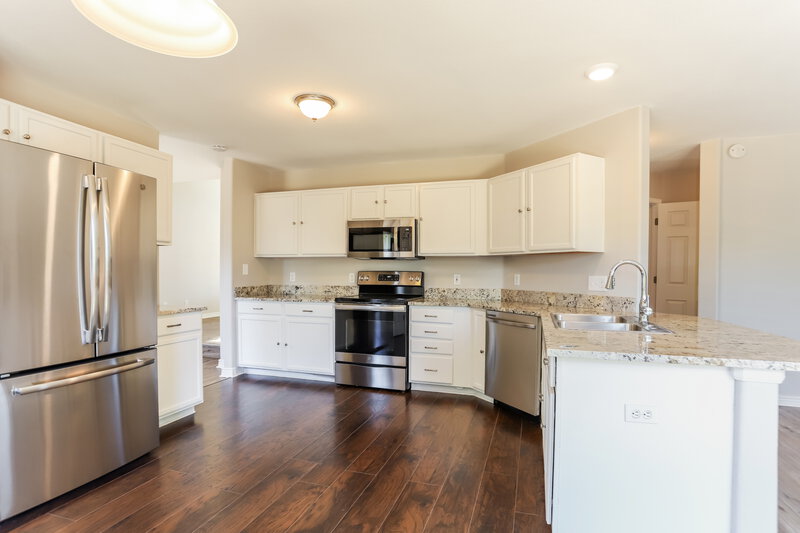 3,115/Mo, 196 Hampstead Ave Castle Rock, CO 80104 Kitchen View