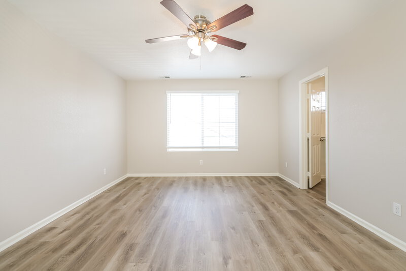 3,330/Mo, 7441 S Mobile St Aurora, CO 80016 Main Bedroom View