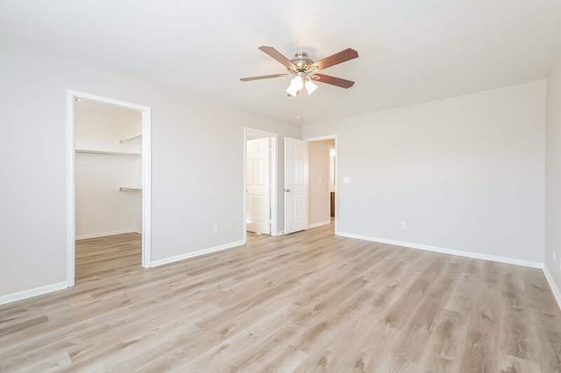 3,330/Mo, 7441 S Mobile St Aurora, CO 80016 Main Bedroom View 2