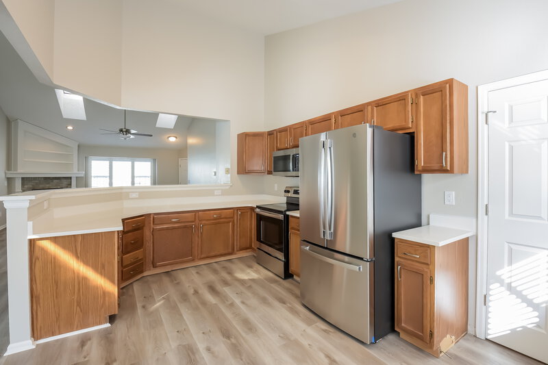 5,000/Mo, 21566 Omaha Ave Parker, CO 80138 Kitchen View