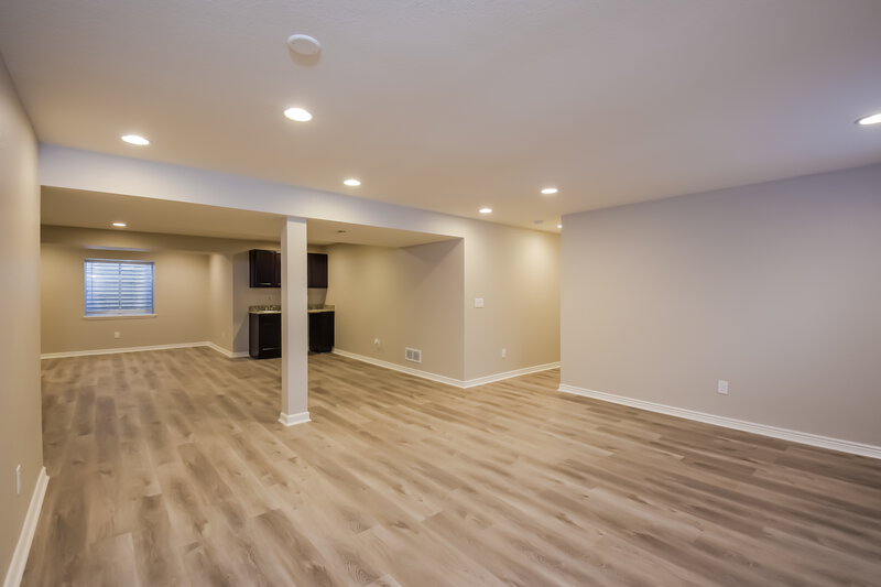 5,000/Mo, 21566 Omaha Ave Parker, CO 80138 Family Room View