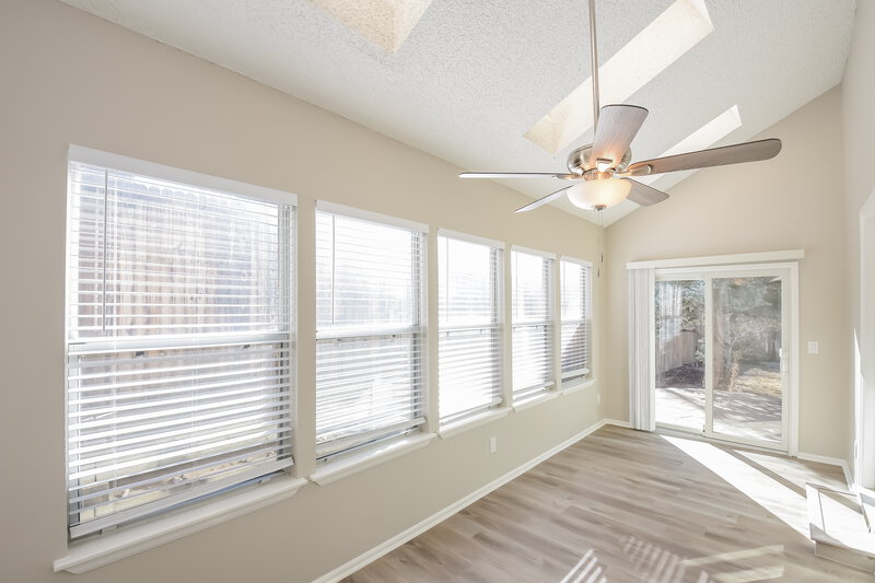 5,000/Mo, 21566 Omaha Ave Parker, CO 80138 Sun Room View