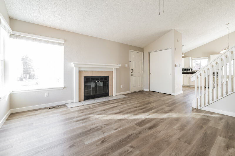 2,635/Mo, 12155 Elm Way Thornton, CO 80241 Living Room View