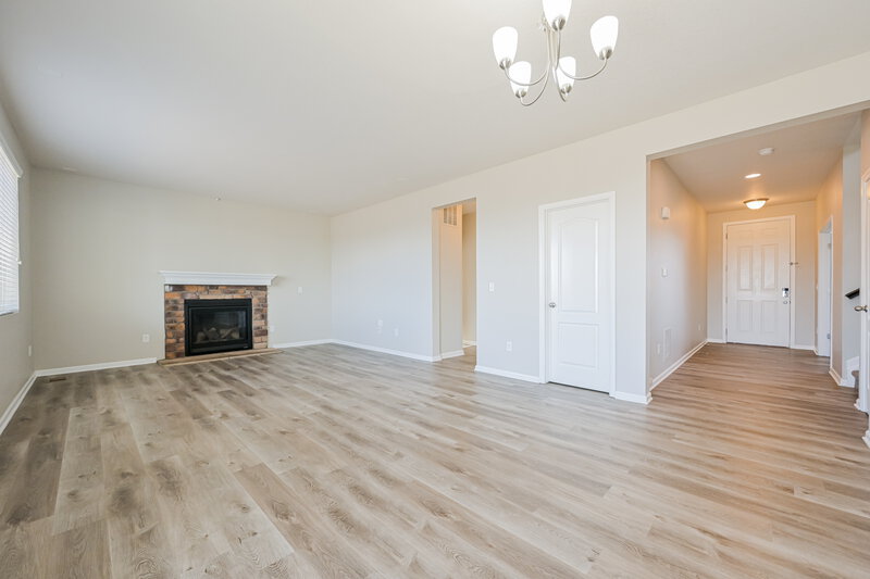 3,235/Mo, 7450 S Old Hammer Way Aurora, CO 80016 Dining Room View 2