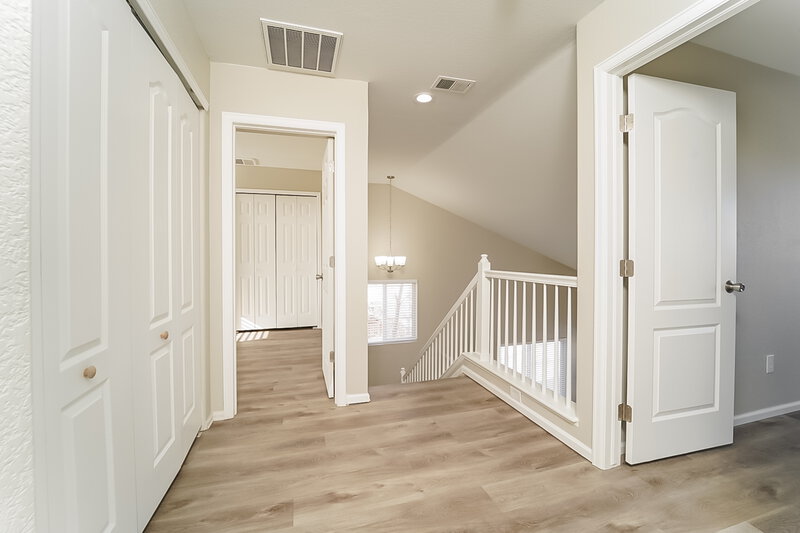 2,680/Mo, 16304 E Hollow Horn Ave Parker, CO 80134 Hallway View