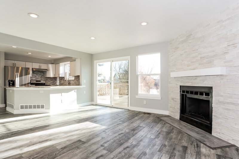 2,700/Mo, 13356 Ash Cir Thornton, CO 80241 Living Room View