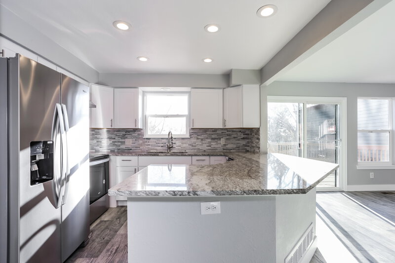 2,700/Mo, 13356 Ash Cir Thornton, CO 80241 Kitchen View