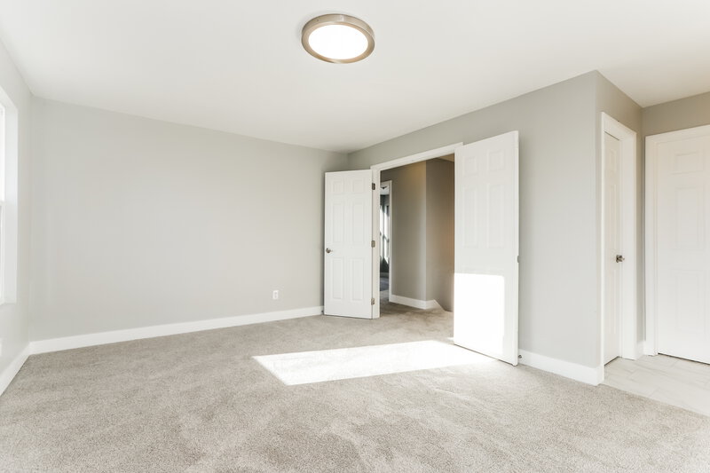 2,700/Mo, 13356 Ash Cir Thornton, CO 80241 Main Bedroom View 2