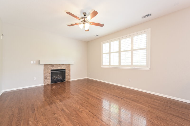 3,500/Mo, 10307 Hadrian Ct Parker, CO 80134 Living Room View 2