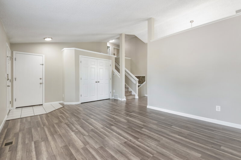 3,055/Mo, 5989 S Swadley Way Littleton, CO 80127 Living Room View