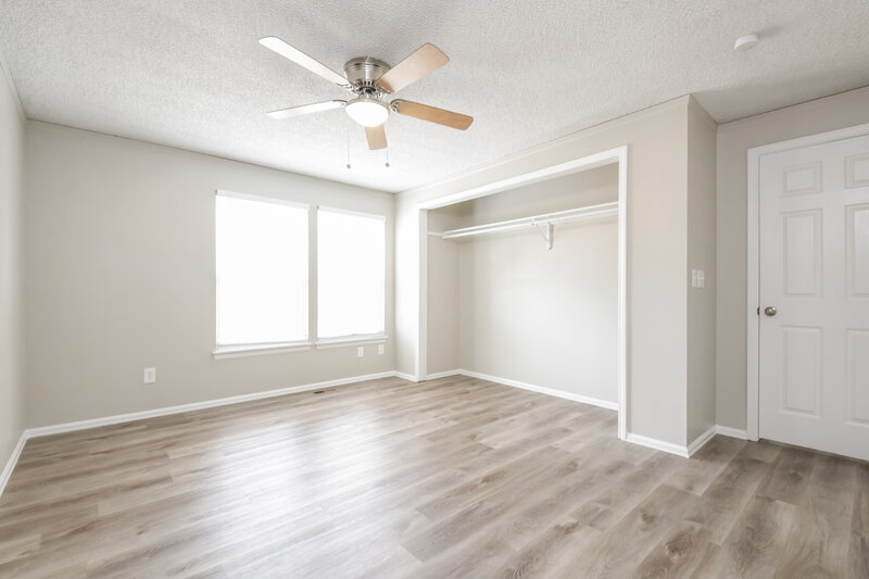 3,055/Mo, 5989 S Swadley Way Littleton, CO 80127 Main Bedroom View