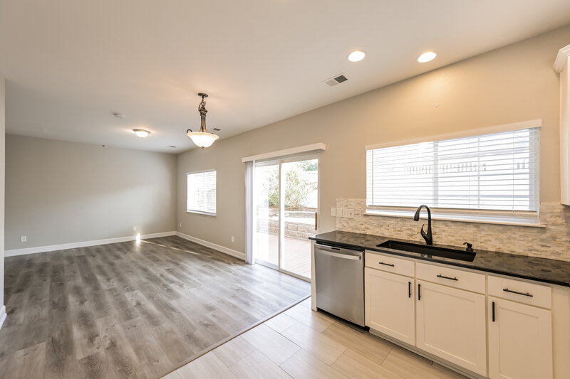 2,640/Mo, 5065 Pelican St Brighton, CO 80601 Kitchen View