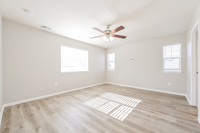 3,225/Mo, 1918 Cade Ave Castle Rock, CO 80104 Main Bedroom View 2