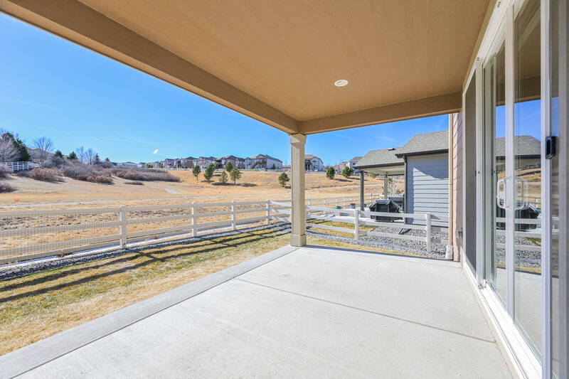 3,225/Mo, 1918 Cade Ave Castle Rock, CO 80104 Covered Patio View