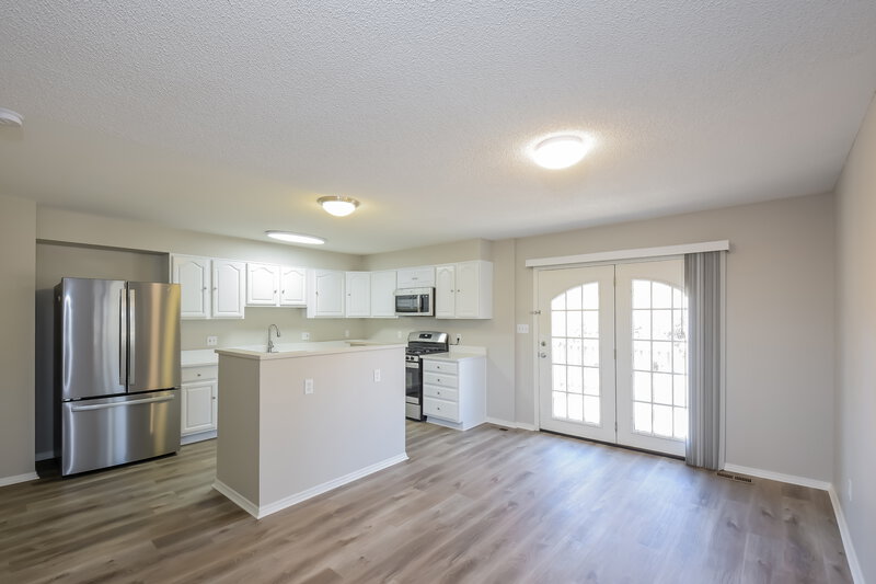 2,765/Mo, 7533 S Estes Ct Littleton, CO 80128 Kitchen View
