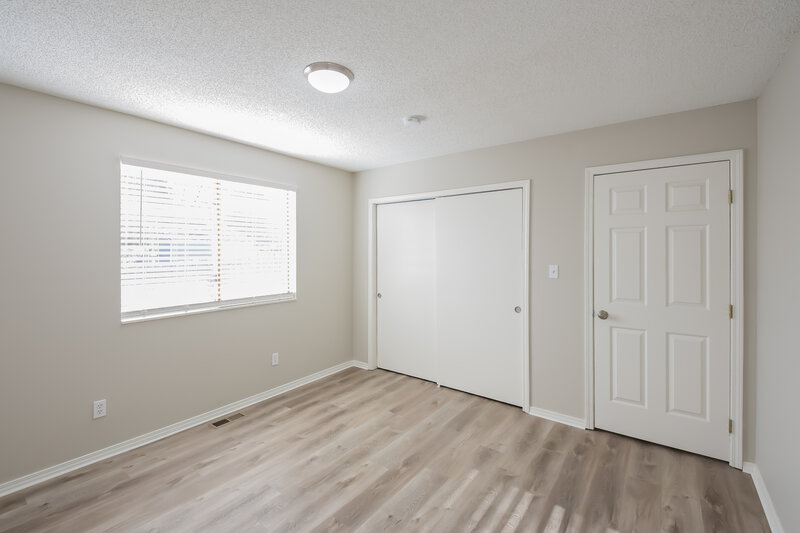 2,765/Mo, 7533 S Estes Ct Littleton, CO 80128 Bedroom View 2