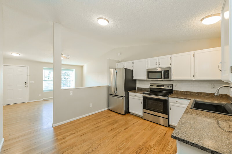 3,285/Mo, 8993 W Ontario Ave Littleton, CO 80128 Kitchen View 2