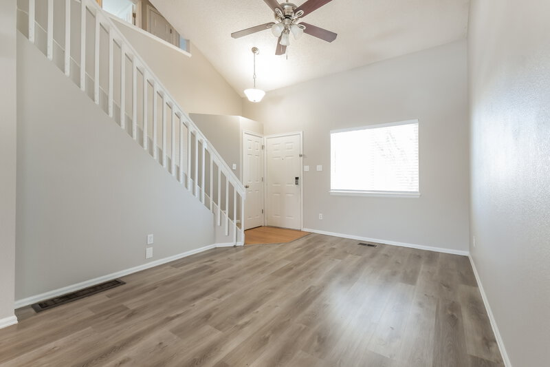 2,750/Mo, 13587 Bellaire St Thornton, CO 80241 Living Room View