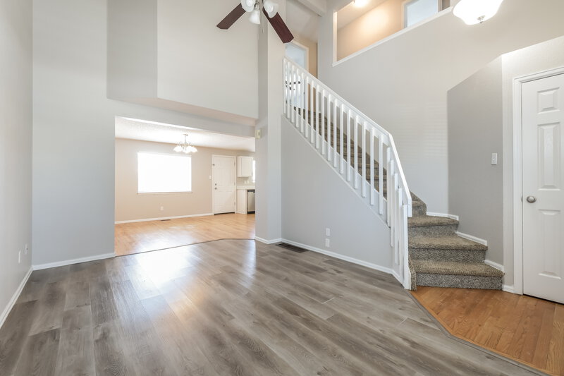 2,750/Mo, 13587 Bellaire St Thornton, CO 80241 Living Room View 2