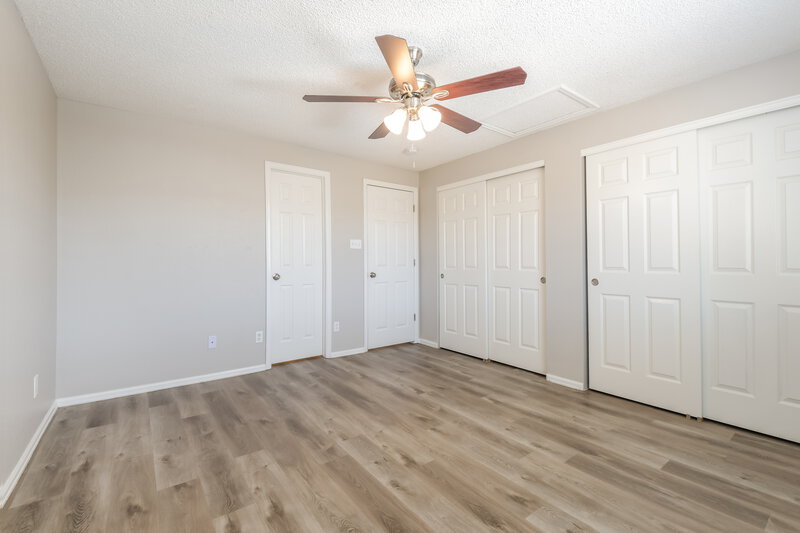 2,750/Mo, 13587 Bellaire St Thornton, CO 80241 Main Bedroom View 2