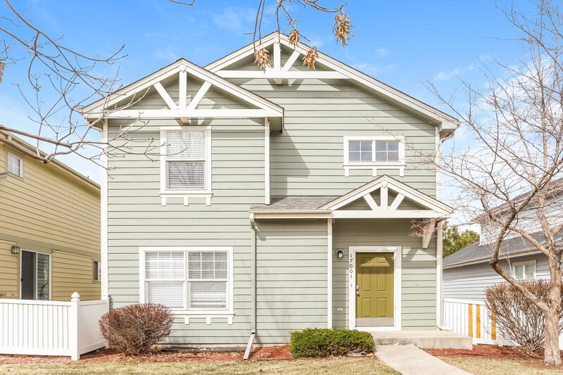 2,850/Mo, 17001 E Wyoming Dr Aurora, CO 80017 External View