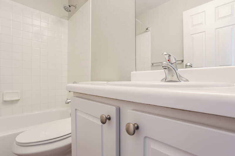 2,850/Mo, 17001 E Wyoming Dr Aurora, CO 80017 Misc View 16