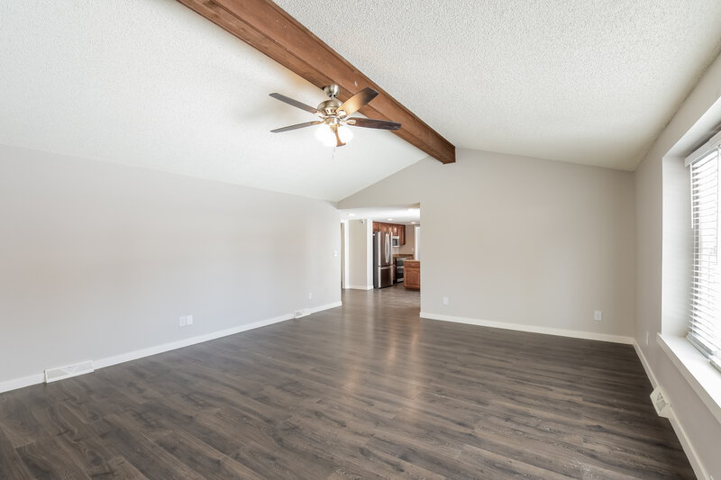 2,630/Mo, 14060 E Arkansas Pl Aurora, CO 80012 Living Room View 2
