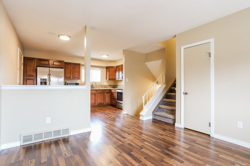 2,800/Mo, 1679 S Naples St Aurora, CO 80017 Misc View 2