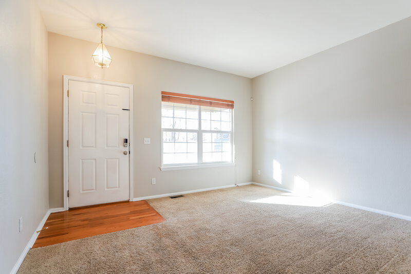 2,970/Mo, 1231 Riddlewood Rd Highlands Ranch, CO 80129 Living Room View 2
