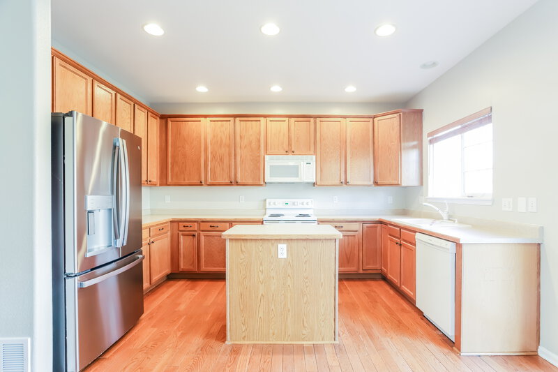 2,970/Mo, 1231 Riddlewood Rd Highlands Ranch, CO 80129 Kitchen View