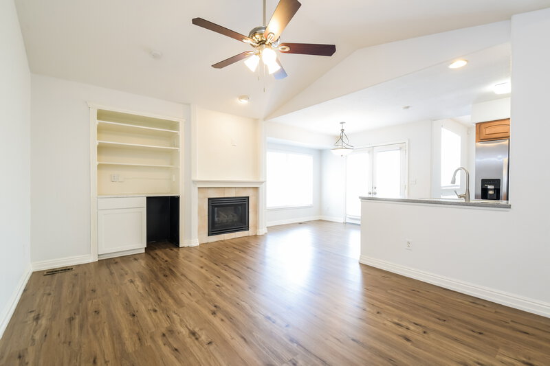 3,555/Mo, 11253 Vrain Dr Westminster, CO 80031 Family Room View