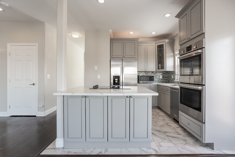 2,700/Mo, 5722 S Quemoy Cir Centennial, CO 80015 Kitchen View