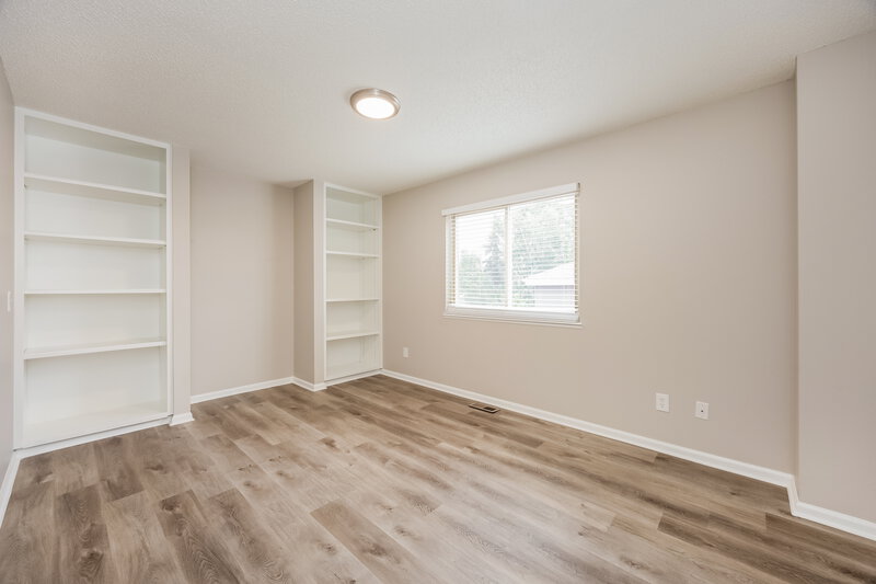 2,670/Mo, 8327 Chancellor Dr Colorado Springs, CO 80920 Bedroom View