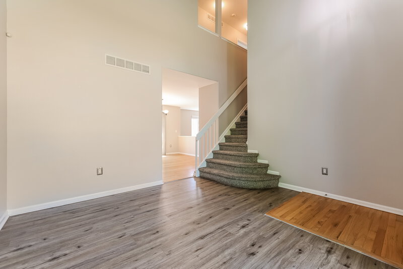 3,285/Mo, 5544 S Wenatchee St Aurora, CO 80015 Living Room View