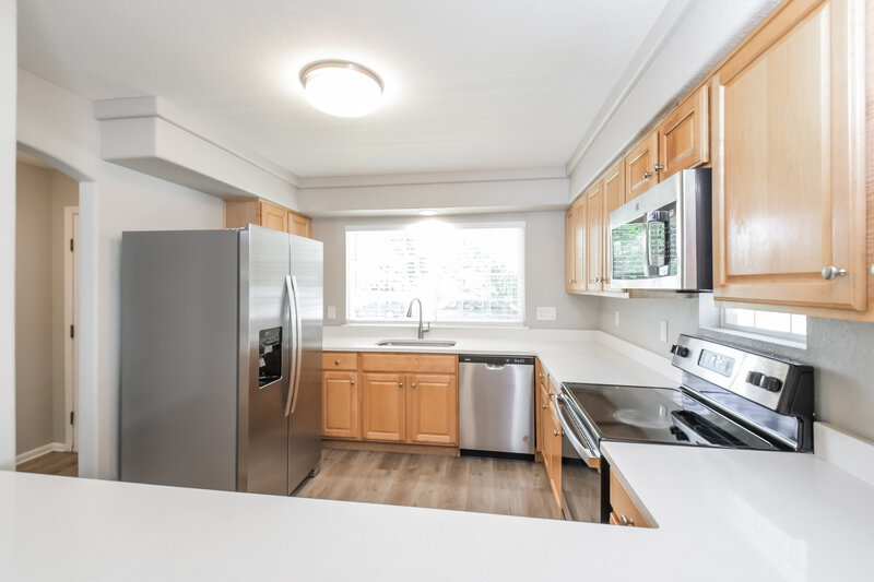 2,710/Mo, 19671 E 48th Pl Denver, CO 80249 Kitchen View 3