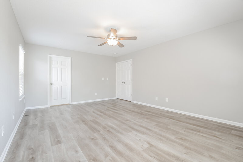 2,710/Mo, 19671 E 48th Pl Denver, CO 80249 Main Bedroom View 2