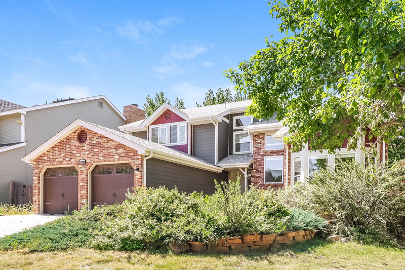 3,715/Mo, 15092 E Chenango Ave Aurora, CO 80015 Front View