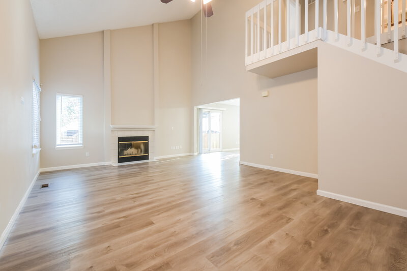 3,190/Mo, 5350 W 116th Ave Westminster, CO 80020 Living Room View 2
