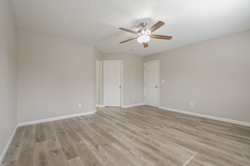 3,410/Mo, 6644 E 123rd Dr Brighton, CO 80602 Main Bedroom View 2