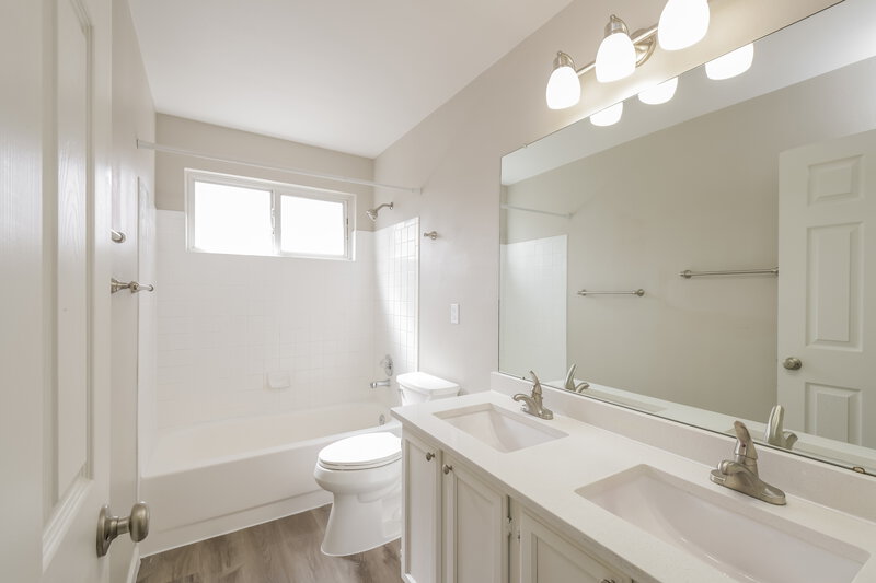 3,410/Mo, 6644 E 123rd Dr Brighton, CO 80602 Bathroom View